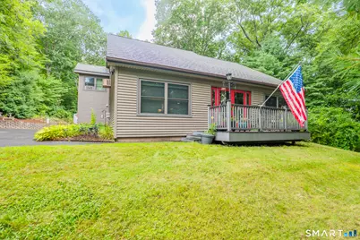 19 Vidich Lane, Naugatuck, CT 06770 - Photo 5