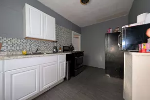 557 Wilmot Ave, Bridgeport, CT 06607 - Photo 23