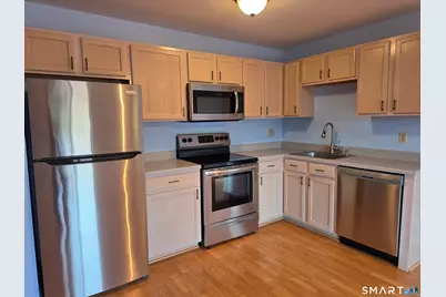 310 Boston Post Road #26, Waterford, CT 06385 - Photo 3