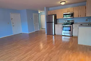 310 Boston Post Rd, Waterford, CT 06385 - Photo 5