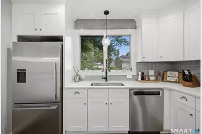 2298 Albany Avenue, West Hartford, CT 06117 - Photo 9