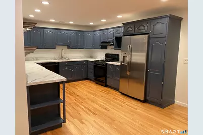 61 Kenilworth Drive West, Stamford, CT 06902 - Photo 3