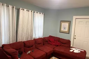 31 Maple Ave, Danbury, CT 06810 - Photo 5