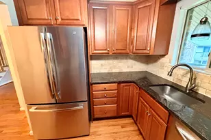 22 Amato Dr, South Windsor, CT 06074 - Photo 9