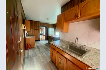 261 Wakelee Avenue #2, Ansonia, CT 06401 - Photo 5