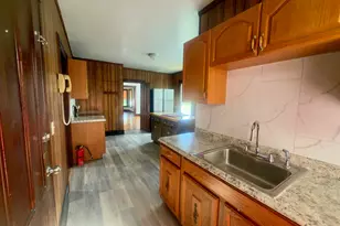 261 Wakelee Ave, Ansonia, CT 06401 - Photo 5