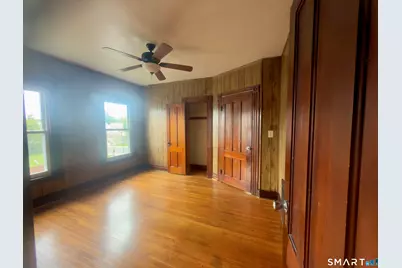 261 Wakelee Avenue #2, Ansonia, CT 06401 - Photo 9