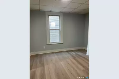 1086 East Main Street, Waterbury, CT 06705 - Photo 3
