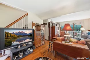 22 Kingsbury Rd, Thompson, CT 06277 - Photo 9