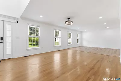 32 Marshall Avenue, Trumbull, CT 06611 - Photo 11