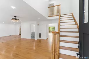 32 Marshall Ave, Trumbull, CT 06611 - Photo 13