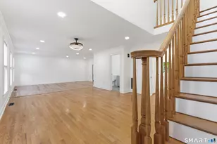 32 Marshall Ave, Trumbull, CT 06611 - Photo 9