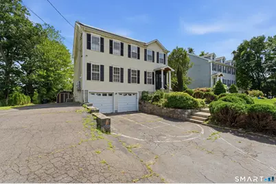32 Marshall Avenue, Trumbull, CT 06611 - Photo 3