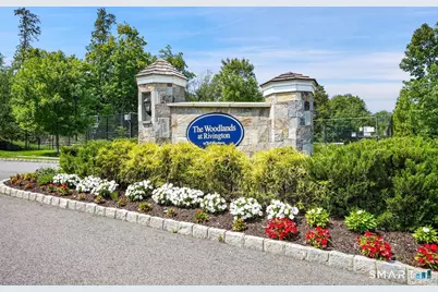 17 Brentwood Circle #17, Danbury, CT 06810 - Photo 19
