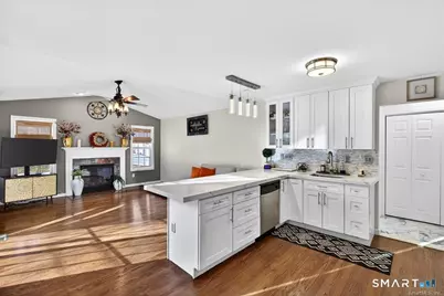 72 Broadmere Road, Stratford, CT 06614 - Photo 11