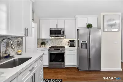 72 Broadmere Road, Stratford, CT 06614 - Photo 9