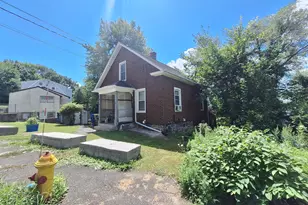 50 Ash St, Waterbury, CT 06704 - Photo 3