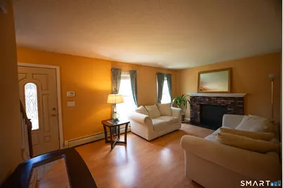 18 Kendall Circle, Waterbury, CT 06708 - Photo 13
