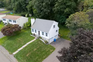 18 Kendall Cir, Waterbury, CT 06708 - Photo 3