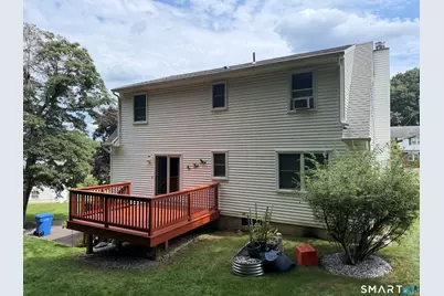 18 Kendall Circle, Waterbury, CT 06708 - Photo 9