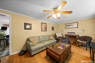 17 Lancer Dr, Enfield, CT 06082 - Photo 9
