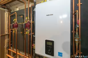 27 Winchester Dr, Shelton, CT 06484 - Photo 33