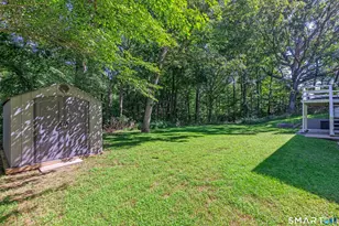 27 Winchester Dr, Shelton, CT 06484 - Photo 3