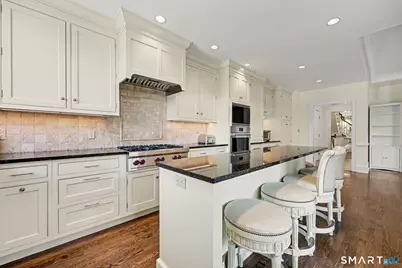 16 Elmwood Drive #16, Fairfield, CT 06890 - Photo 23