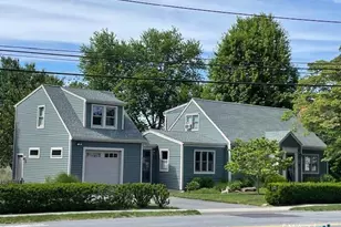 402 Riverside Dr, Fairfield, CT 06824 - Photo 27