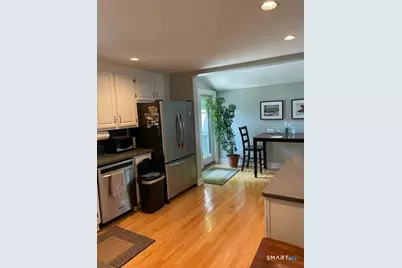 402 Riverside Drive, Fairfield, CT 06824 - Photo 13