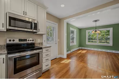 4 Cottage Street, Groton, CT 06340 - Photo 9