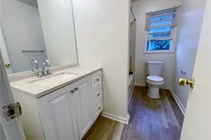 663 Newhall St, Hamden, CT 06517 - Photo 5