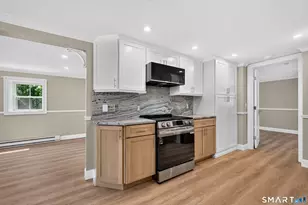 3 Pearl St, Groton, CT 06355 - Photo 3