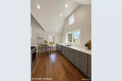 276 Harbor Street #2nd floor, Branford, CT 06405 - Photo 3