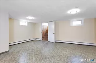 68 Leonard St, Stamford, CT 06906 - Photo 23