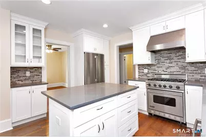 68 Leonard Street, Stamford, CT 06906 - Photo 9