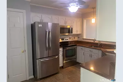 884 Glacier Way #884, Southington, CT 06489 - Photo 3