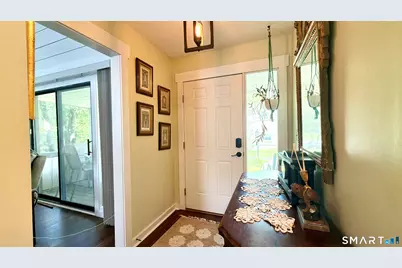 546 North Trail #A, Stratford, CT 06614 - Photo 3
