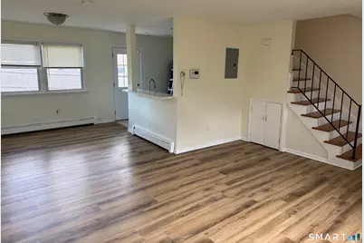855 Black Rock Turnpike #4, Fairfield, CT 06824 - Photo 3