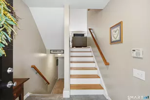 1006 Hancock Dr, Danbury, CT 06811 - Photo 7