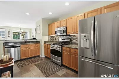 1006 Hancock Drive #1006, Danbury, CT 06811 - Photo 17