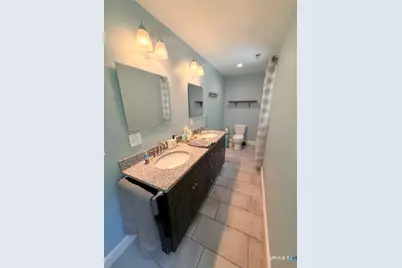 500 Wolcott Lane, Orange, CT 06477 - Photo 17
