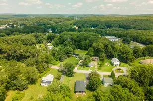 64 Mullen Hill Rd, Waterford, CT 06385 - Photo 7