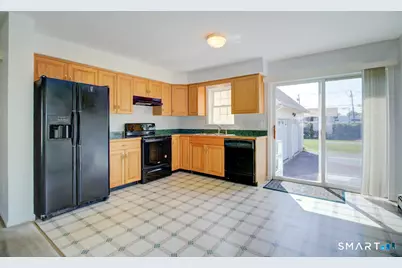 6 Mettler Street, Woodbridge, CT 06525 - Photo 9