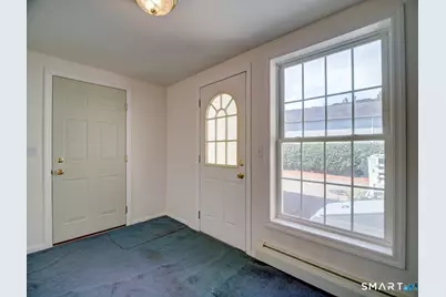6 Mettler Street, Woodbridge, CT 06525 - Photo 13