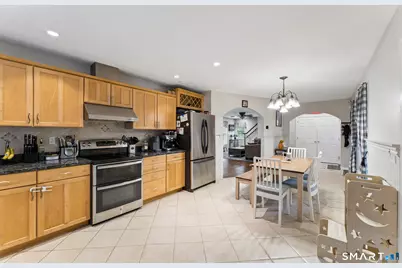 72 Alpine Drive, Newtown, CT 06482 - Photo 11