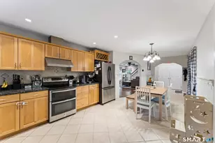 72 Alpine Dr, Newtown, CT 06482 - Photo 11