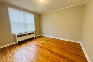 79 Mencel Cir, Bridgeport, CT 06610 - Photo 9