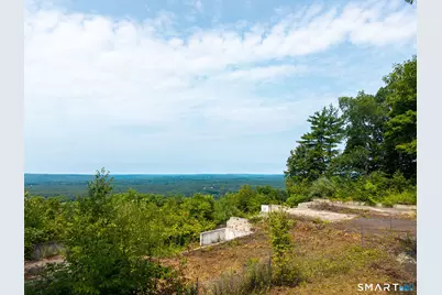 529 Deercliff Road, Avon, CT 06001 - Photo 5