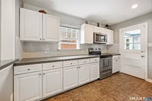 134 Washington Ave, Hamden, CT 06518 - Photo 15